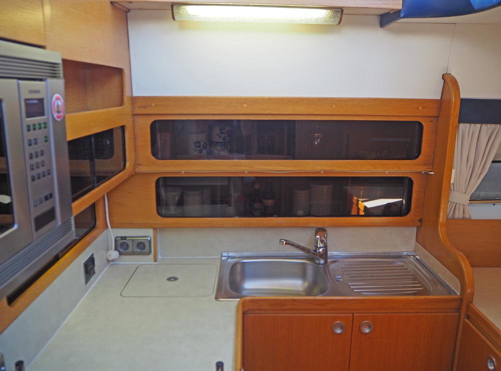 Cabin en avant, H&eacute;bergements